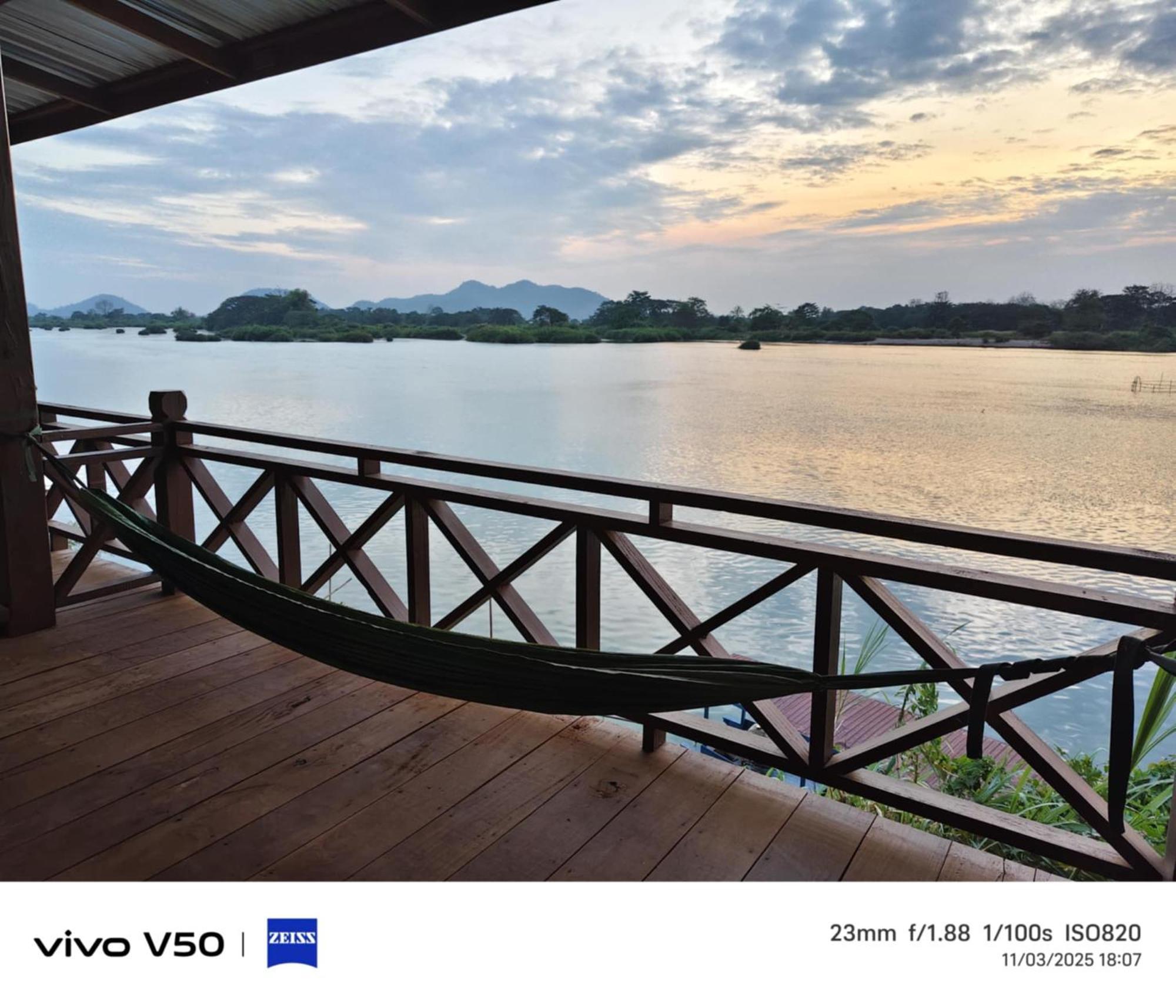 Dondet Vixay Sunset And River View Don Det Exterior photo