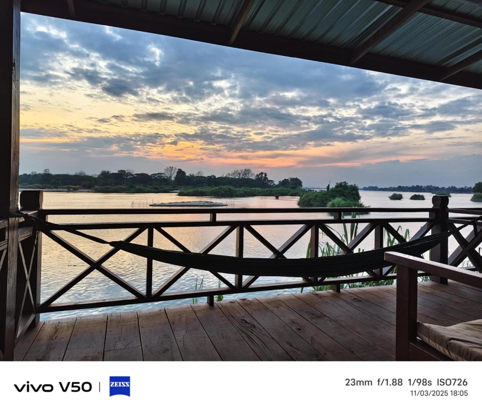 Dondet Vixay Sunset And River View Don Det Exterior photo